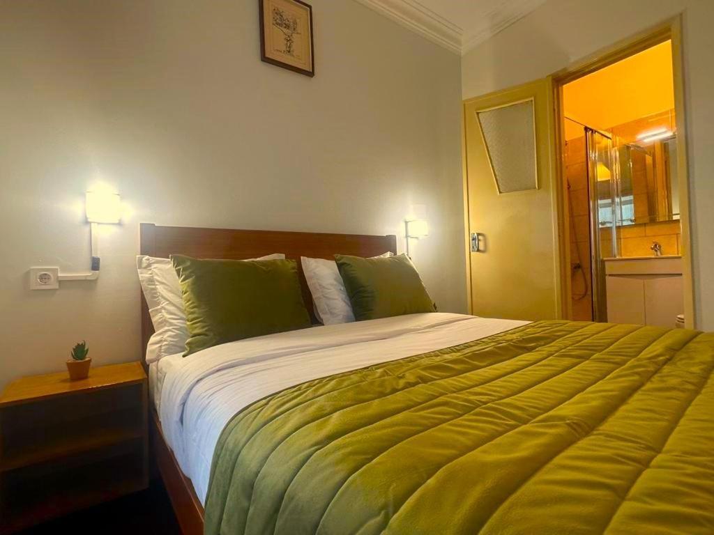 Lisabonna Guest House Amadora Exteriör bild